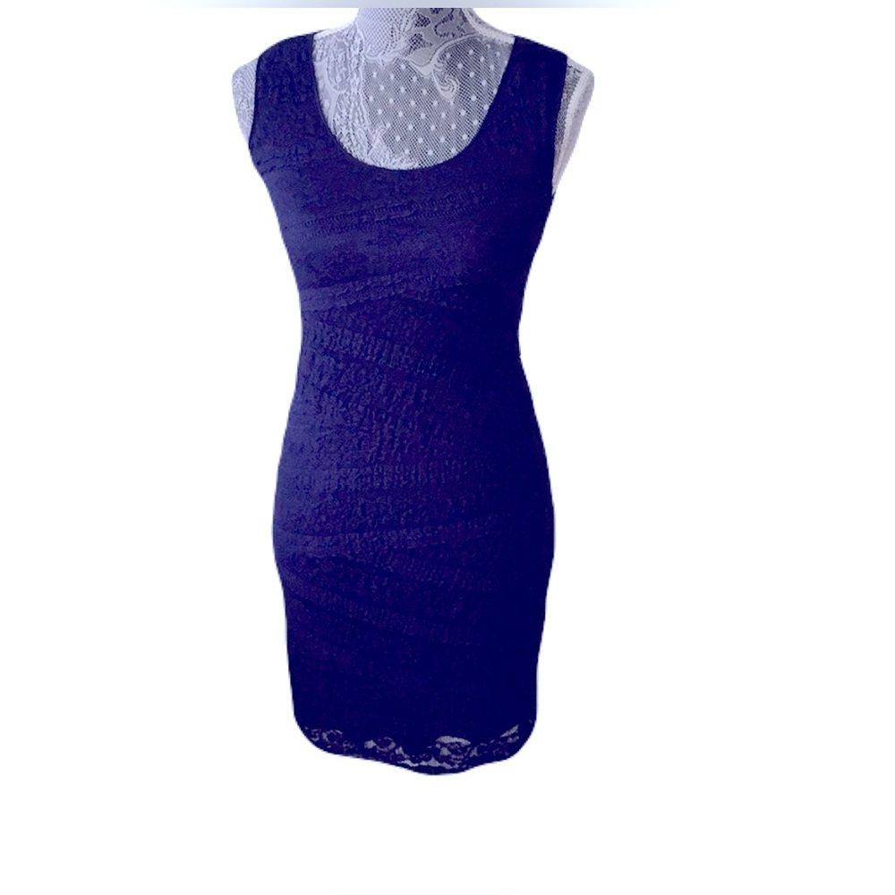 MAX STUDIO bodycon dress with lace detail
